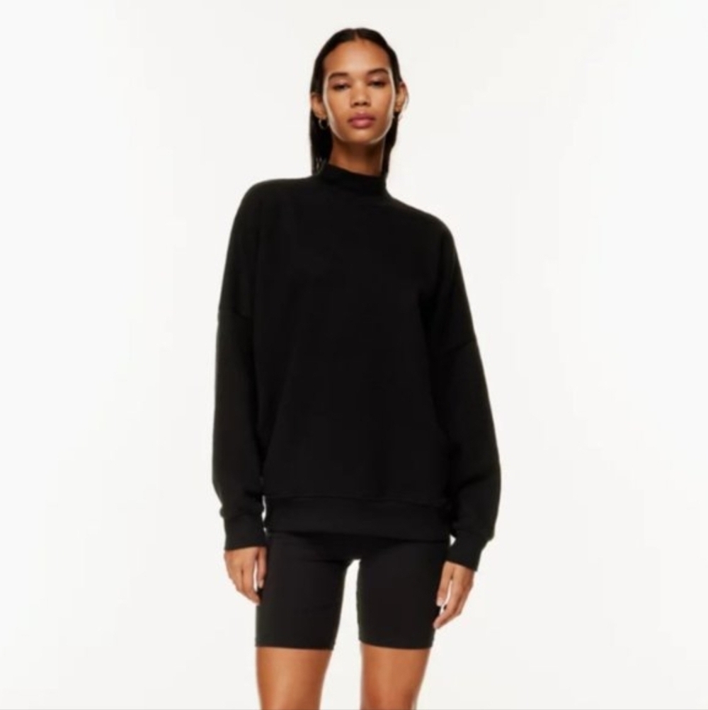 mockneck & short set